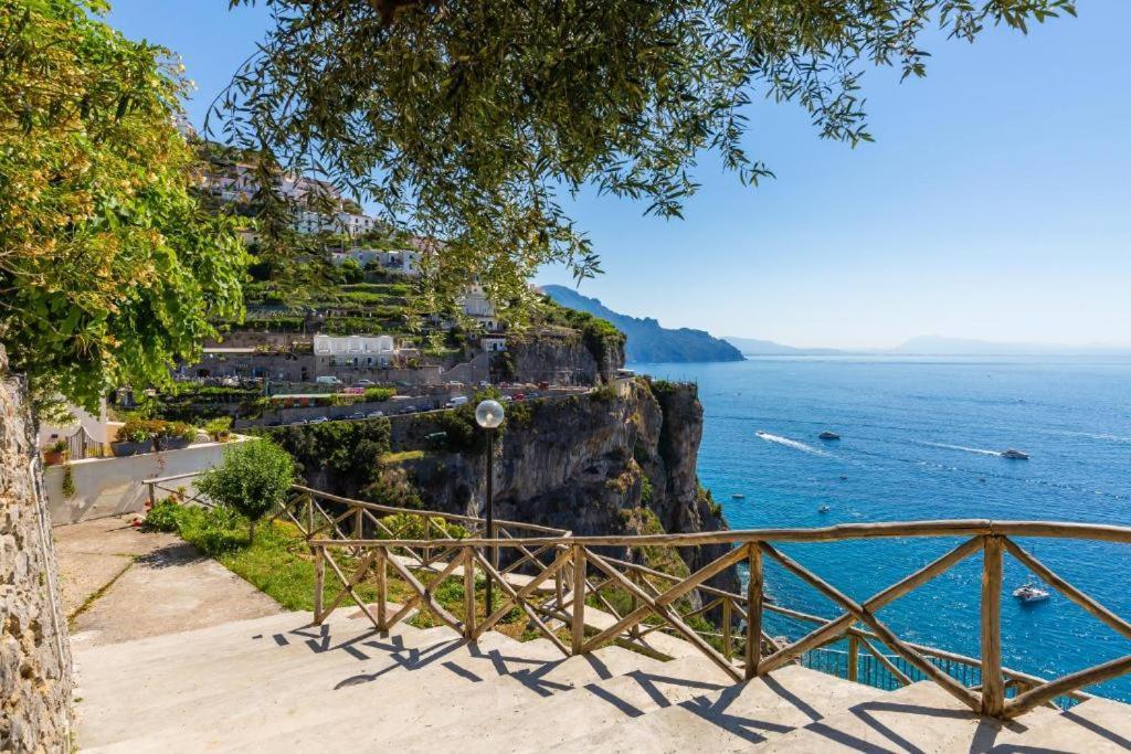 La Terrazza Amalfi Villa Exterior photo